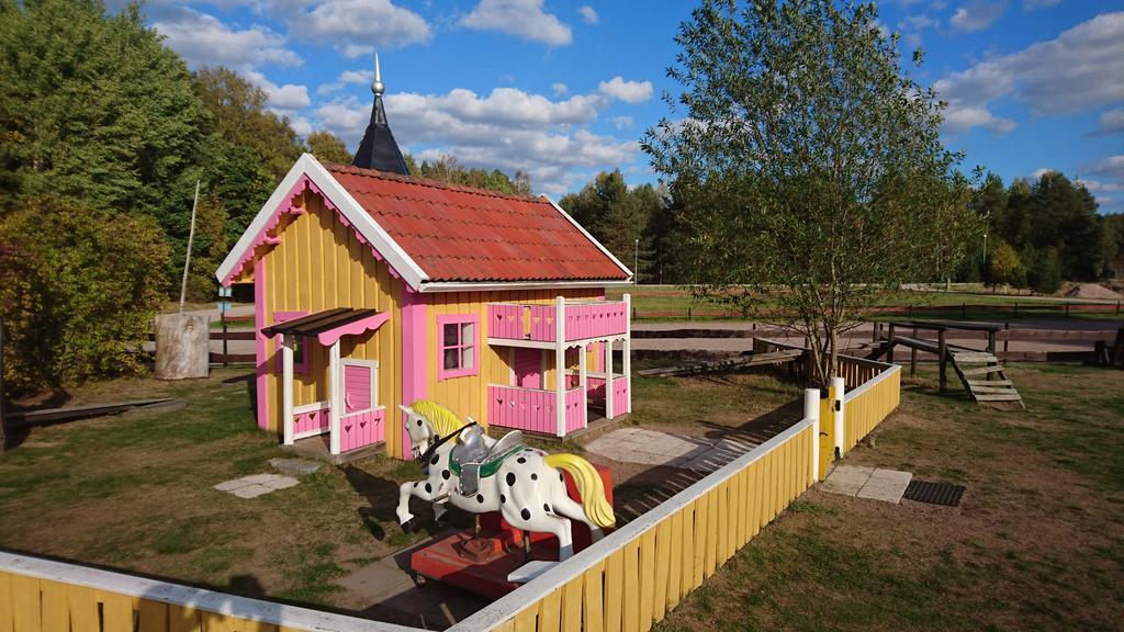 Smalandsbyn I Vimmerby Ngoại thất bức ảnh